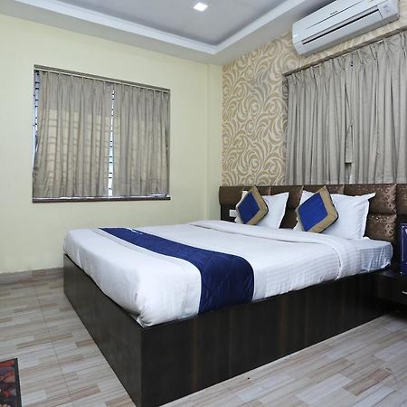 โอโย 7790 โฮเต็ล รอยัล ไฮต์ Hotel โกลกาตา ภายนอก รูปภาพ