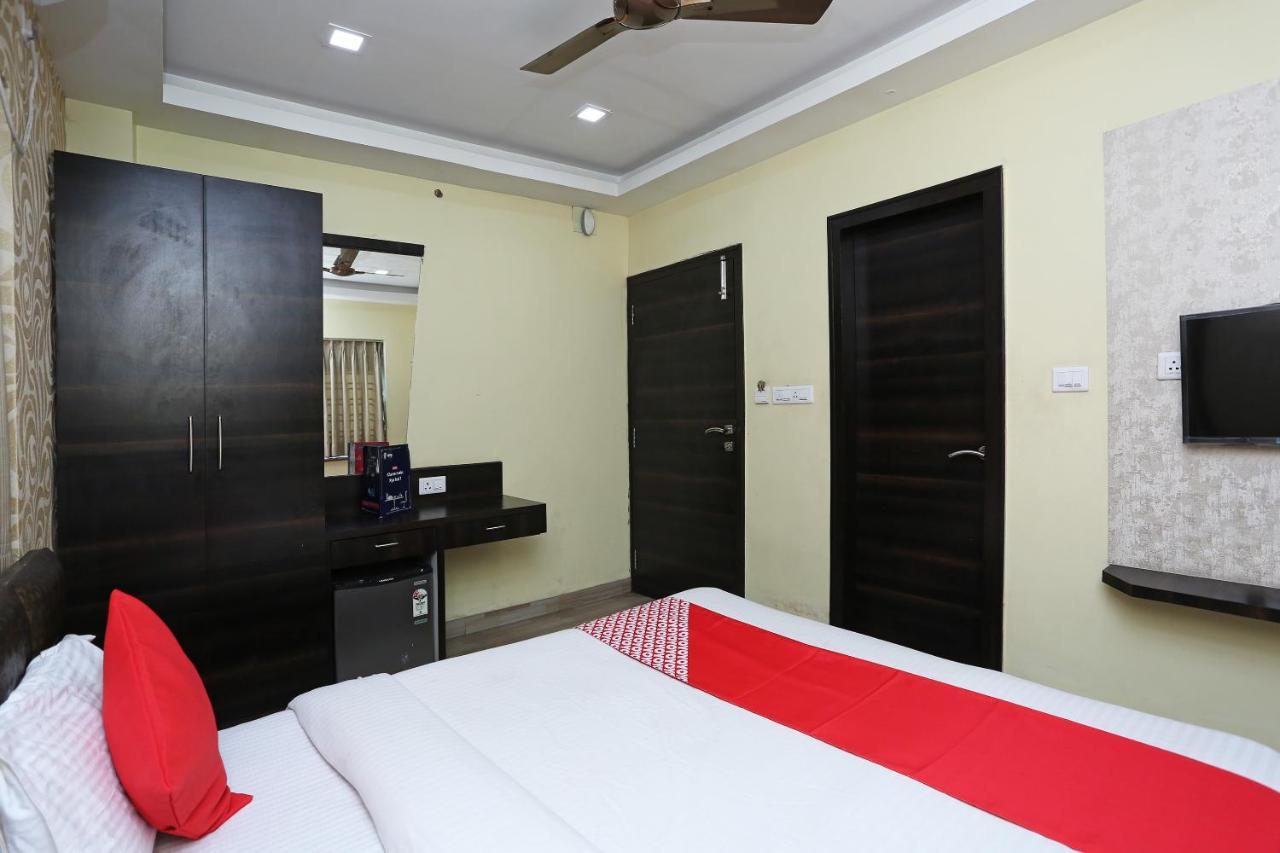โอโย 7790 โฮเต็ล รอยัล ไฮต์ Hotel โกลกาตา ภายนอก รูปภาพ
